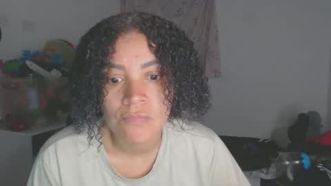 Shayna online show from September 2025 01:07:01 AM