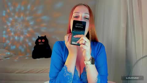 she_wolf1 online show from April 2026 09:04:01 PM