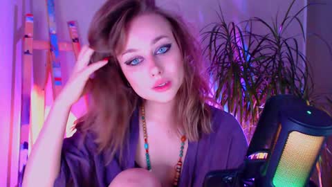Snapshot of sheeeeesh_gurl chatting on December 2024 09:06:01 PM sheeeeesh_gurl online show from December 2024 09:06:01 PM