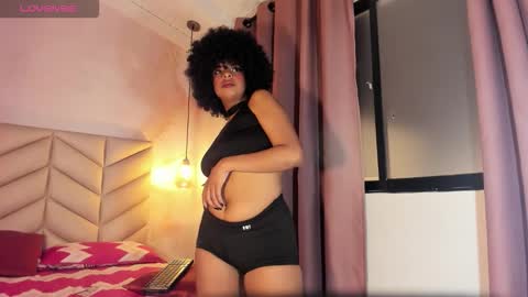 sheeylopez online show from November 2025 03:16:01 AM