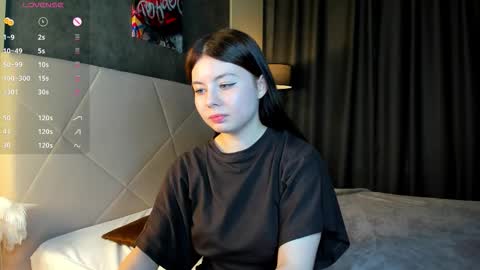 Amely online show from November 2025 09:20:01 AM