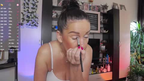 Sheila GMT 2 Tuesday Wednesday Friday Saturday Sunday- 8  5  online show from March 2026 05:35:01 AM