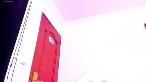 sheilly_brown online show from February 2026 05:02:02 AM