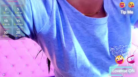 Snapshot of sheilly_brown chatting on May 2026 08:32:01 PM sheilly_brown online show from May 2026 08:32:01 PM