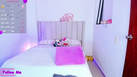 Snapshot of sheirysex chatting on December 2024 06:20:02 AM Danna online show from December 2024 06:20:02 AM