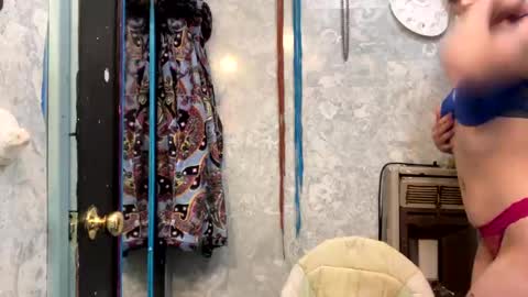 Shelby holes online show from October 2025 06:54:01 AM