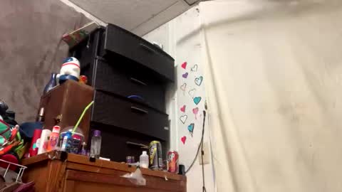 Shelby holes online show from October 2025 04:37:01 AM