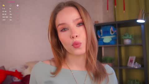 Lina online show from April 2026 01:55:01 AM