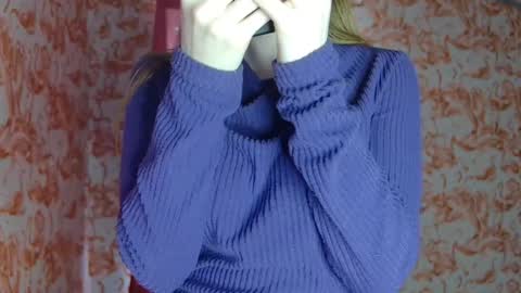 Snapshot of shelikessoymilk chatting on March 2026 07:53:02 PM Erika online show from March 2026 07:53:02 PM