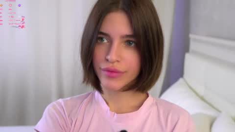 Snapshot of shelleyharn chatting on May 2026 01:01:01 AM Alex online show from May 2026 01:01:01 AM