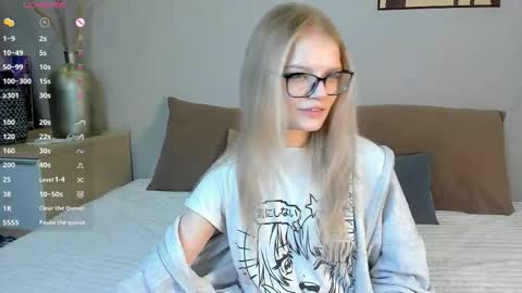 shellyboom online show from December 2025 05:40:02 PM