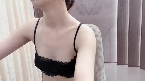 Shelly online show from March 2026 01:19:01 AM