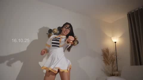  In instagram shena nomy online show from October 2025 11:06:02 PM