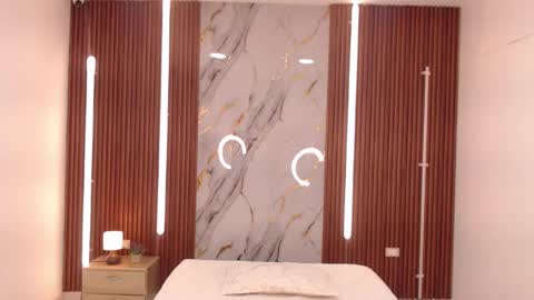 shena_nomy1 online show from November 2025 07:57:01 PM