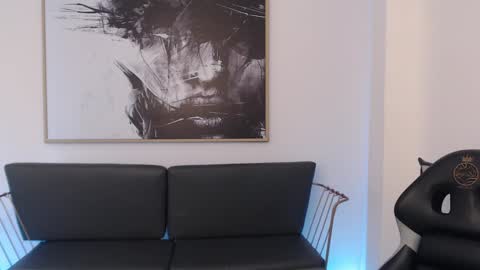 Snapshot of shenna_brunette_ chatting on December 2024 05:00:01 PM Shenna online show from December 2024 05:00:01 PM