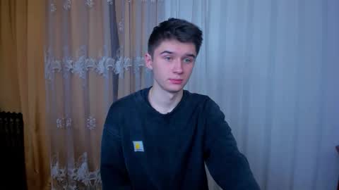 Max online show from December 2025 07:45:02 PM