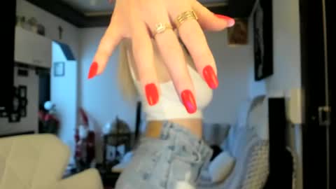 Edaline online show from December 2024 03:10:02 PM