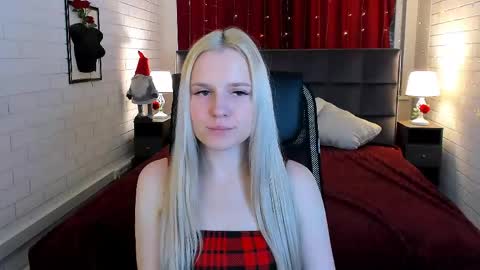 Snapshot of sherributlers chatting on June 2026 05:24:01 AM Sweet Sherri online show from June 2026 05:24:01 AM