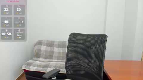 sherril_fox online show from October 2025 07:12:02 AM