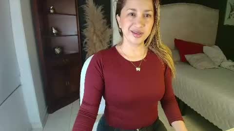 sheryl_jones online show from July 2026 10:18:01 AM