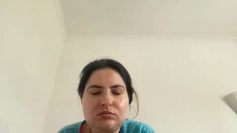 Snapshot of shes__delicious chatting on October 2025 03:57:02 PM Shes Delicious online show from October 2025 03:57:02 PM