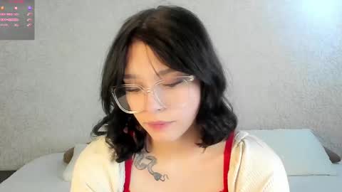 Iris online show from December 2025 12:03:02 PM