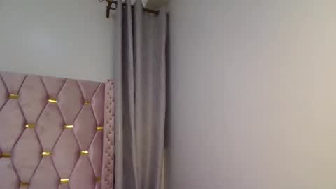 Snapshot of shillah024 chatting on October 2025 07:19:02 PM Shilla online show from October 2025 07:19:02 PM