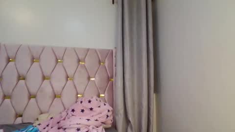 Snapshot of shillah024 chatting on November 2025 07:12:02 PM Shilla online show from November 2025 07:12:02 PM