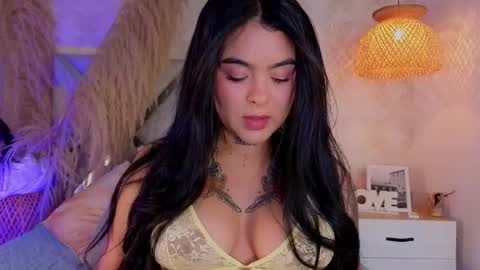 shimmer_lure online show from January 2026 07:50:02 PM