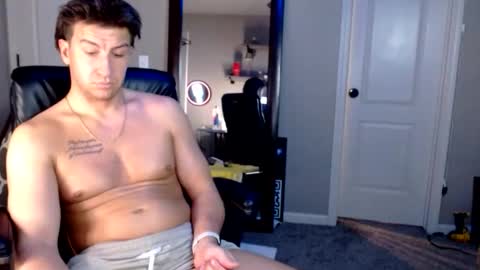 shimmyloe online show from February 2026 01:59:02 AM