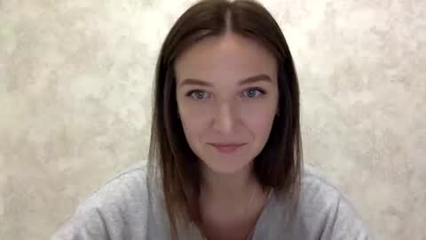 Jesica online show from October 2025 06:09:01 PM