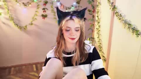 Snapshot of shiny_jail chatting on September 2025 01:18:01 AM JennyMira THANK YOU FOR 77 777 online show from September 2025 01:18:01 AM