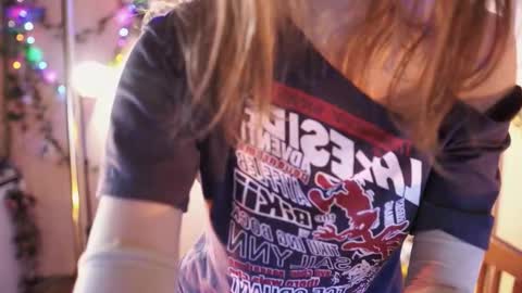 Snapshot of shiny_jail chatting on September 2025 03:15:02 PM JennyMira THANK YOU FOR 77 777 online show from September 2025 03:15:02 PM