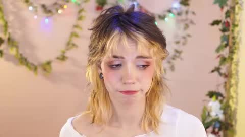 Snapshot of shiny_jail chatting on October 2025 07:11:01 PM JennyMira THANK YOU FOR 77 777 online show from October 2025 07:11:01 PM