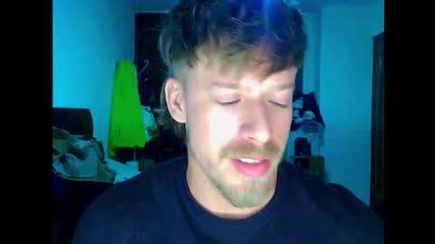 Cick Goreskin online show from November 2025 02:00:02 AM