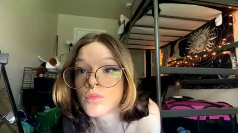 Snapshot of shivvedcl1ttt chatting on April 2026 06:30:02 PM Eva Marie online show from April 2026 06:30:02 PM