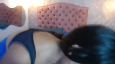 shofia_bueno online show from April 2026 02:09:02 PM