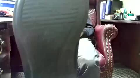 nikolas send dm for an appointment online show from January 2025 10:09:01 PM