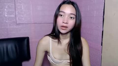 Snapshot of shopa_xiana chatting on February 2025 10:33:01 PM shopa_xiana online show from February 2025 10:33:01 PM