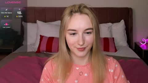 Polly online show from May 2026 11:23:04 PM
