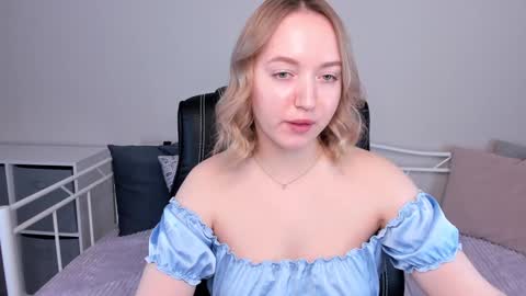 Anna online show from February 2025 06:21:01 AM