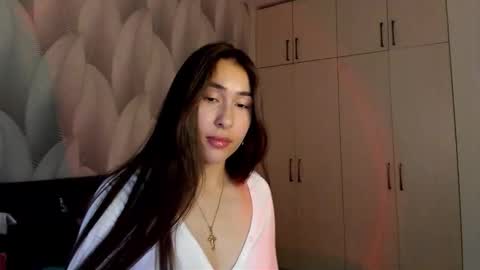 Snapshot of shy_bambiii chatting on December 2025 03:48:01 AM Mika online show from December 2025 03:48:01 AM