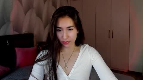 Snapshot of shy_bambiii chatting on December 2025 03:24:01 AM Mika online show from December 2025 03:24:01 AM