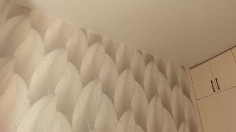 Snapshot of shy_bambiii chatting on February 2026 04:00:01 AM Mika online show from February 2026 04:00:01 AM