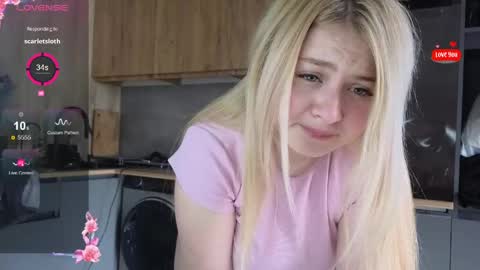 Molly online show from April 2026 01:25:02 PM