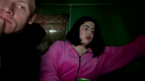 shy_couple_cute online show from February 2025 09:13:02 AM