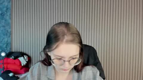 Snapshot of shy_elina01 chatting on October 2025 10:23:02 AM shy_elina01 online show from October 2025 10:23:02 AM