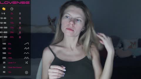 Snapshot of shy_moony chatting on December 2024 09:53:02 PM just Alex online show from December 2024 09:53:02 PM