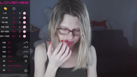 Snapshot of shy_moony chatting on March 2025 12:40:02 AM just Alex online show from March 2025 12:40:02 AM