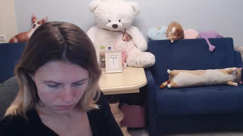 Snapshot of shy_moony chatting on September 2025 03:33:01 PM just Alex online show from September 2025 03:33:01 PM